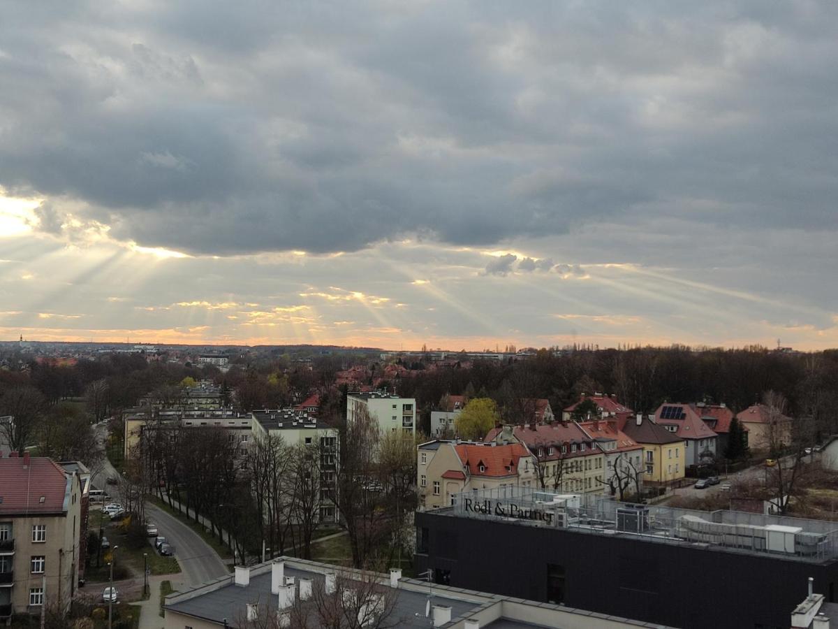 Apartament Z Widokiem Na Miasto Gliwice Exterior foto